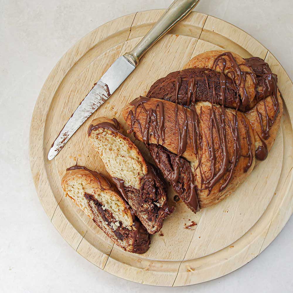 Veganer Striezel mit Schokolade