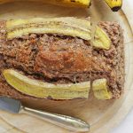 Erdnuss-Bananenbrot mit Walnüssen