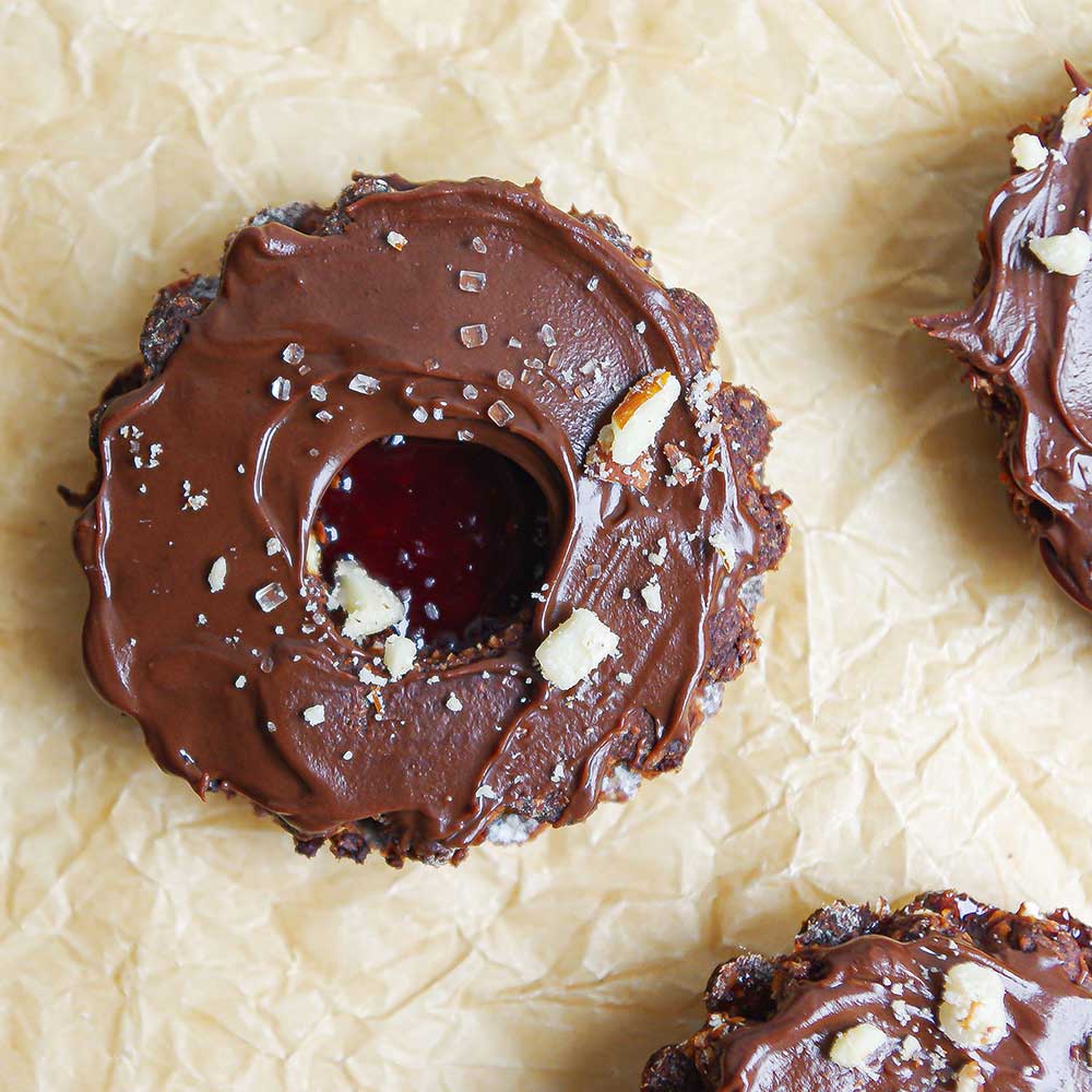Schoko-Haselnuss-Kekse mit Dattelsüße