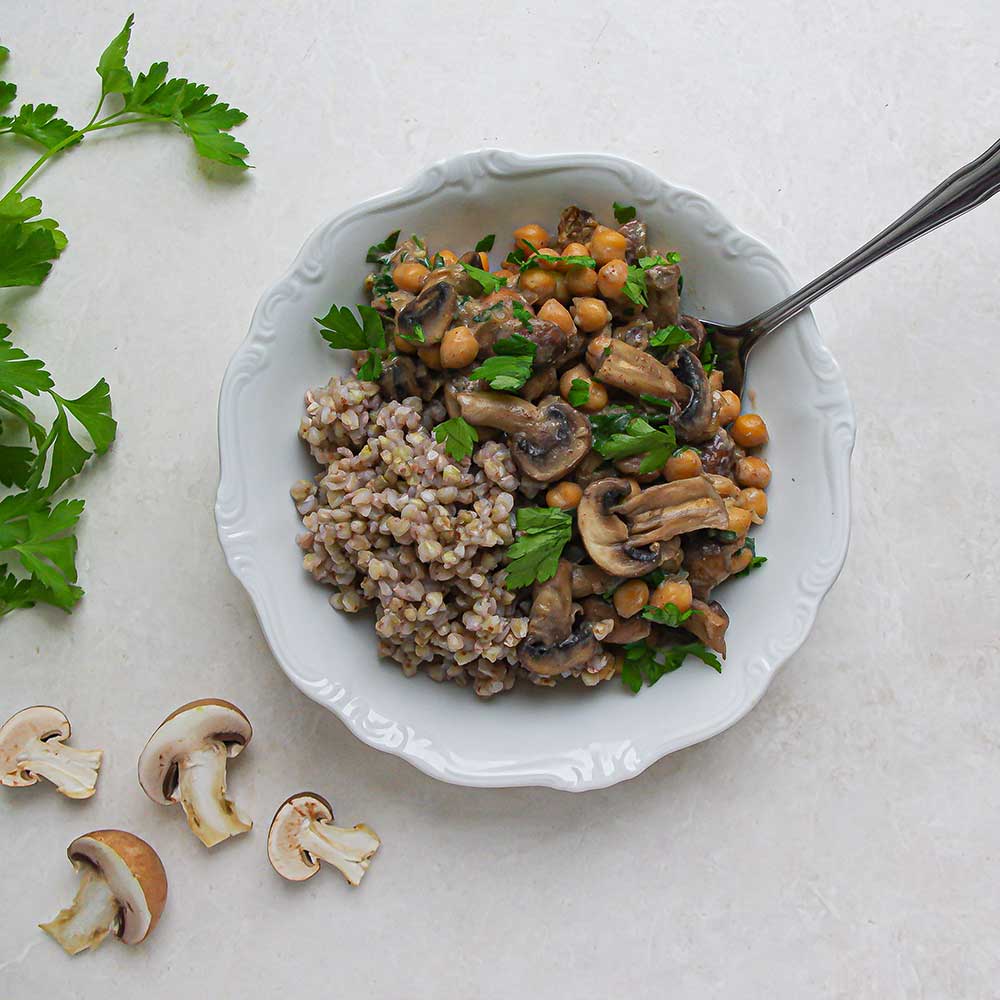 Vegane Pilz-Pfanne mit Kichererbsen