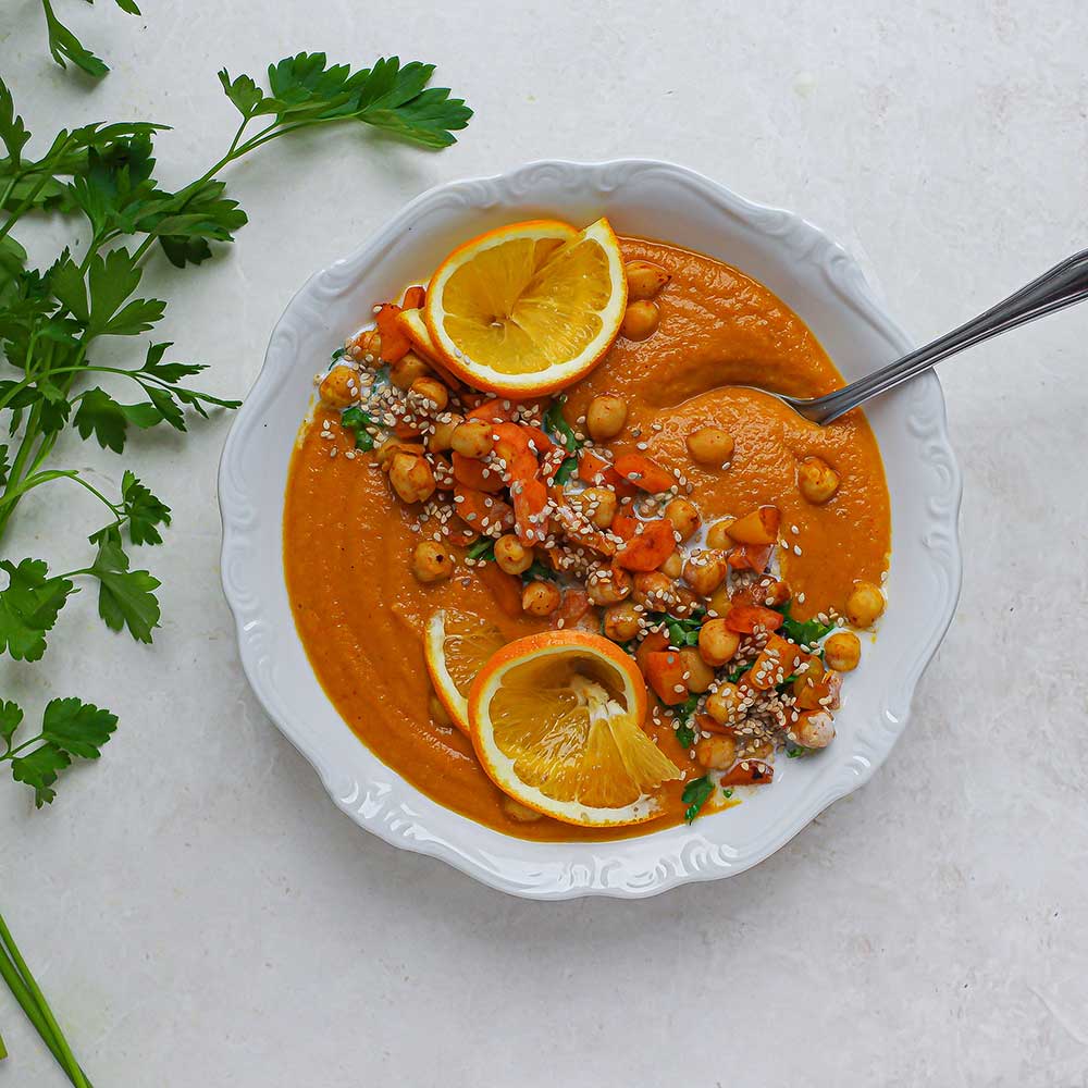 Karotten-Süßkartoffel-Suppe mit Kokosmilch