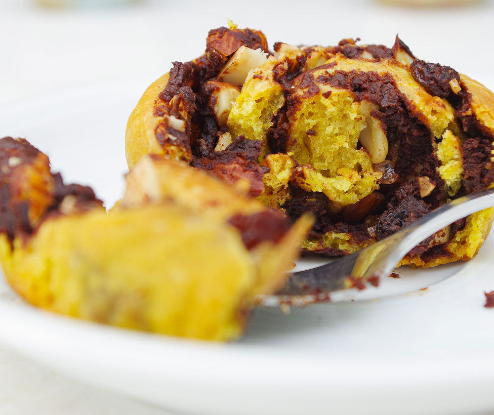 Dinkel-Schoko-Schnecken-mit-Nüssen4_low